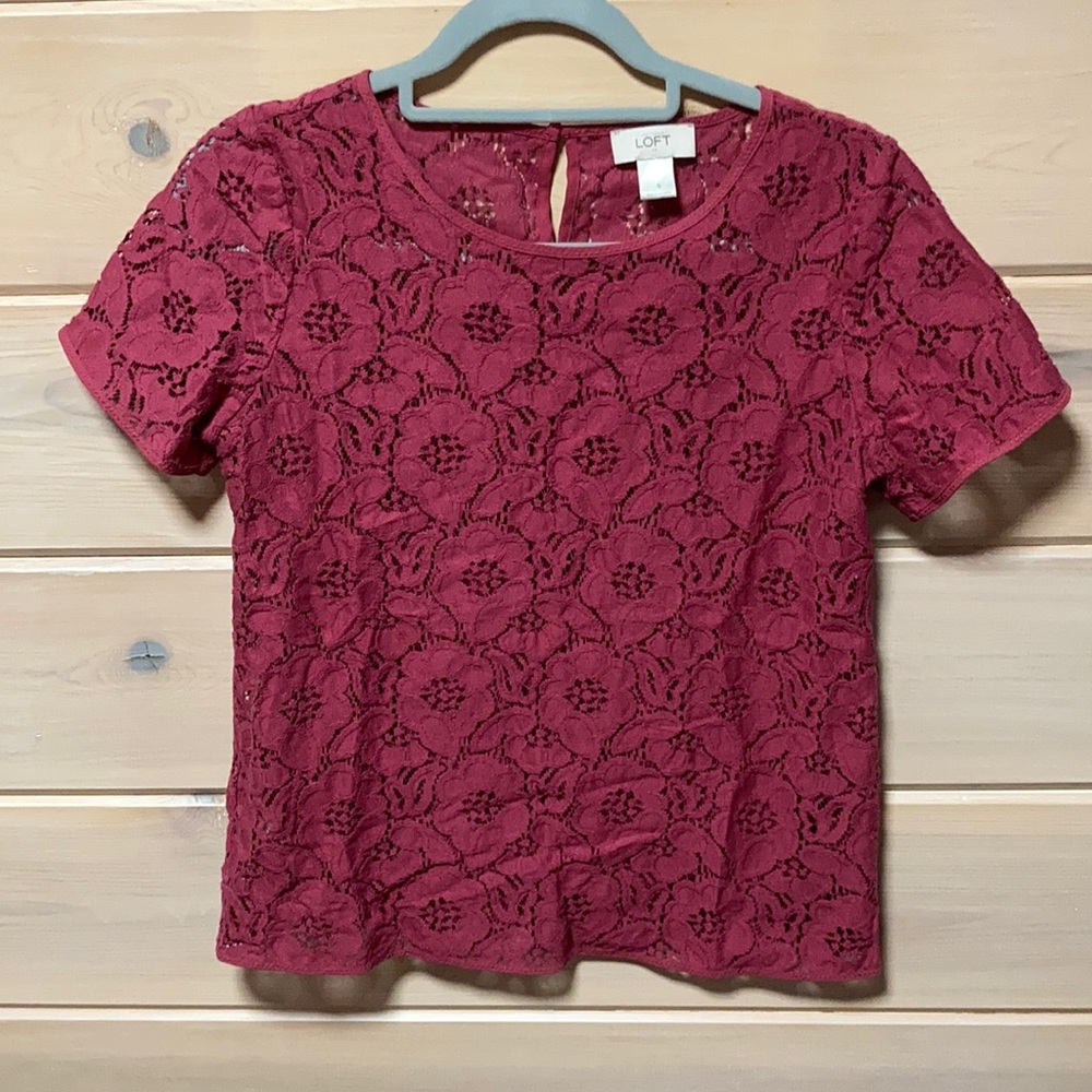 LOFT sz small lace overlay shirt